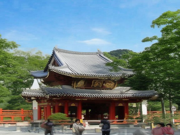 光影交織的極限生存，籽岷我的世界探索之旅